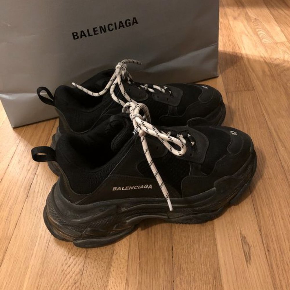 Balenciaga triple s